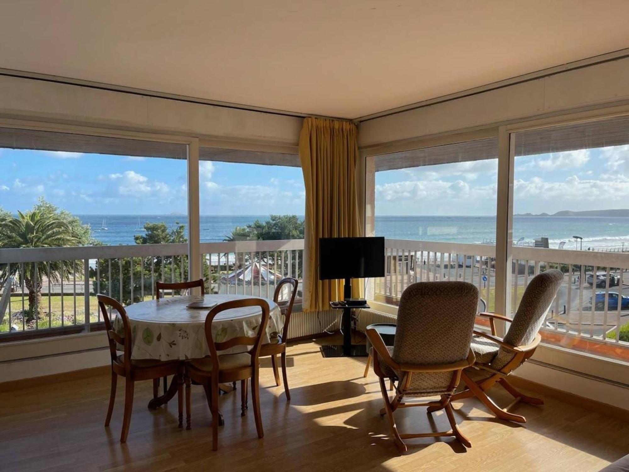 Appartement Avec Terrasse, Parking, Plage De Trestraou A Perros-Guirec - Fr-1-368-350 エクステリア 写真